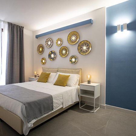 Acquaro Suite Apartments سان فيتو لو كابو الغرفة الصورة